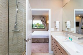 Accessible 4Bd Close to Disney Magic Village 7581