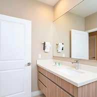 Accessible 4Bd Close to Disney Magic Village 7581