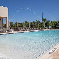 Accessible 4Bd Close to Disney Magic Village 7581