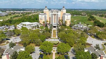 Stunning 5 Bd Home w Pool Close to Disney 7420