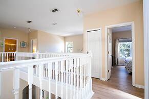 Stunning 5 Bd Home w Pool Close to Disney 7420