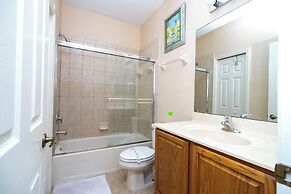 Stunning 5 Bd Home w Pool Close to Disney 7420