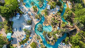 Stunning 5 Bd Home w Pool Close to Disney 7420