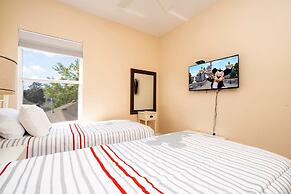 Stunning 5 Bd Home w Pool Close to Disney 7420