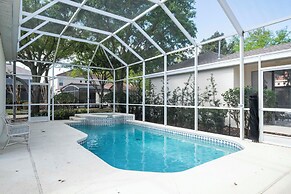 Stunning 5 Bd Home w Pool Close to Disney 7420