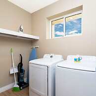 Stunning 4 Bd Close to Disney Magic Village Resort 7537