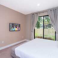 Stunning 4 Bd Close to Disney Magic Village Resort 7537