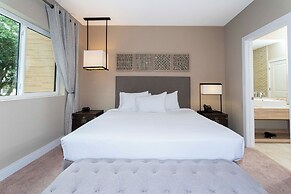 Stunning 4 Bd Close to Disney Magic Village Resort 7537