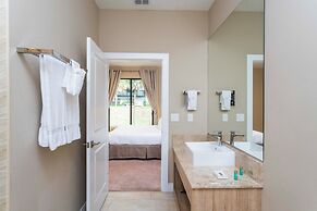 Stunning 4 Bd Close to Disney Magic Village Resort 7537