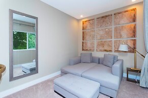 Stunning 4 Bd Close to Disney Magic Village Resort 7537