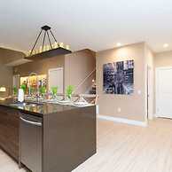 Stunning 4 Bd Close to Disney Magic Village Resort 7537