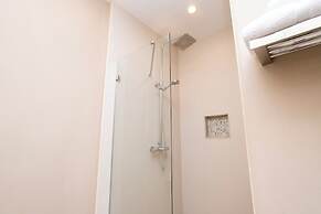 Luxury 4 Bedroom Home Magic Village Resort 7487