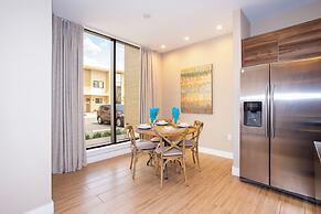 Luxury 4 Bedroom Home Magic Village Resort 7487