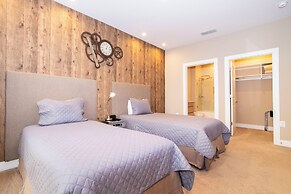 Luxury 4 Bedroom Home Magic Village Resort 7487