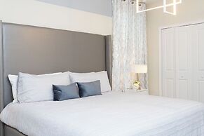 Gorgeous 6 Bd SF Close to Disney w Pool Champions Gate Resort 712