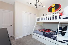 Gorgeous 6 Bd SF Close to Disney w Pool Champions Gate Resort 712