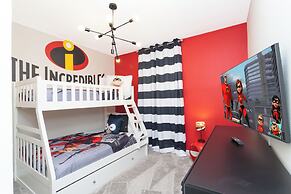 Gorgeous 6 Bd SF Close to Disney w Pool Champions Gate Resort 712