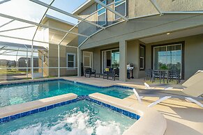 Gorgeous 6 Bd SF Close to Disney w Pool Champions Gate Resort 712