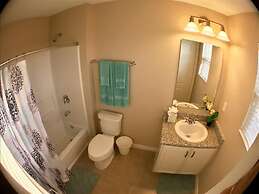 Family Friendly 4 Bedroom Close to Disney in Orlando Area 5126a