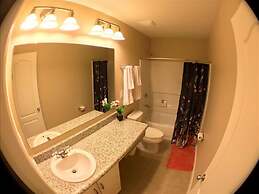 Family Friendly 4 Bedroom Close to Disney in Orlando Area 5126a