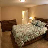 Family Friendly 4 Bedroom Close to Disney in Orlando Area 5126a