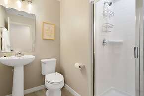 4 Bd Sleeps 10 w Gameroom Close to Disney 5147