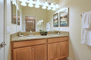 Family Friendly 5 Bedrooms Home Close to Disney 4849