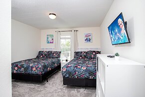 Family Friendly Four Bd w Pool at Storey Lake Resort 5035