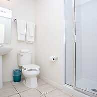 Family Friendly 4 Bd w Gameroom Near Disney 5103