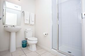 Family Friendly 4 Bd w Gameroom Near Disney 5103