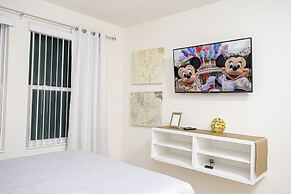 Family Friendly 4 Bd w Gameroom Near Disney 5103