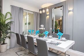 Sanitized Gorgeous Family Getaway 4Bd Home w Pool Close to Disney 4983