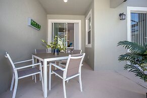 Sanitized Gorgeous Family Getaway 4Bd Home w Pool Close to Disney 4983