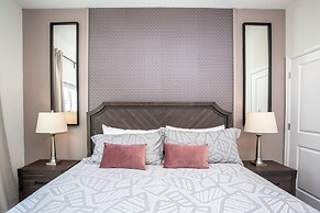 Sanitized Gorgeous Family Getaway 4Bd Home w Pool Close to Disney 4983