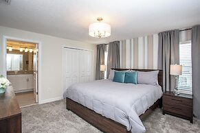 Sanitized Gorgeous Family Getaway 4Bd Home w Pool Close to Disney 4983