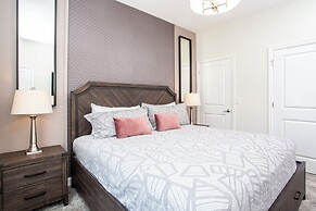 Sanitized Gorgeous Family Getaway 4Bd Home w Pool Close to Disney 4983