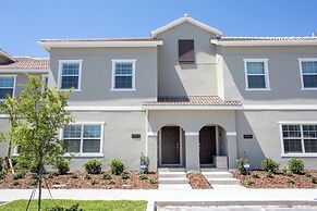 Sanitized Gorgeous Family Getaway 4Bd Home w Pool Close to Disney 4983