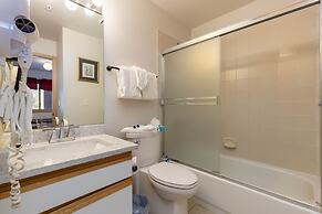 113 Cinnamon Ridge 2 Bedroom Condo by RedAwning