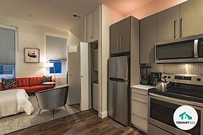 Inner Harbor's Best Luxury Furnished Apartments Apts by Redawning