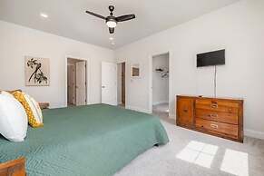 The Townes At Barefoot #5208 4 Bedroom Townhouse by RedAwning