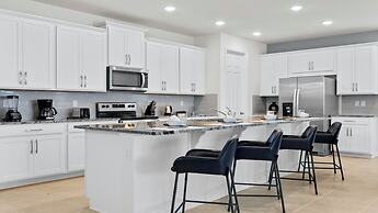 Moana Castle At Solara Resort By Shine Villas! 9 Bedroom Villa