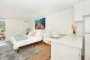 Oahu Tradewinds Plaza 601 Condo