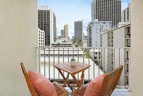 Oahu Tradewinds Plaza 601 Condo