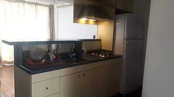 Duplex in Siwar With Pool,2min From Le Royal Hotel