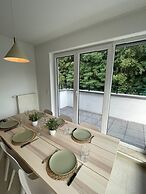 Luxury Green Penthouse Terrace & Parking