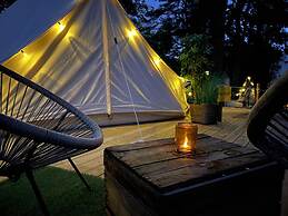 koh Tenta, a b&b in a Luxury Glamping Style