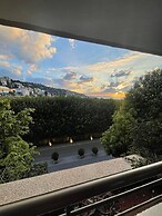 Loft in Siwar,2 min From Hotel Le Royal,incl Motor