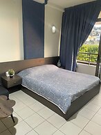 Loft in Siwar,2 min From Hotel Le Royal,incl Motor