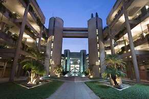 Loft in Siwar,2 min From Hotel Le Royal,incl Motor