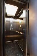 Beautiful View 8floor Loft Apartment in Athina